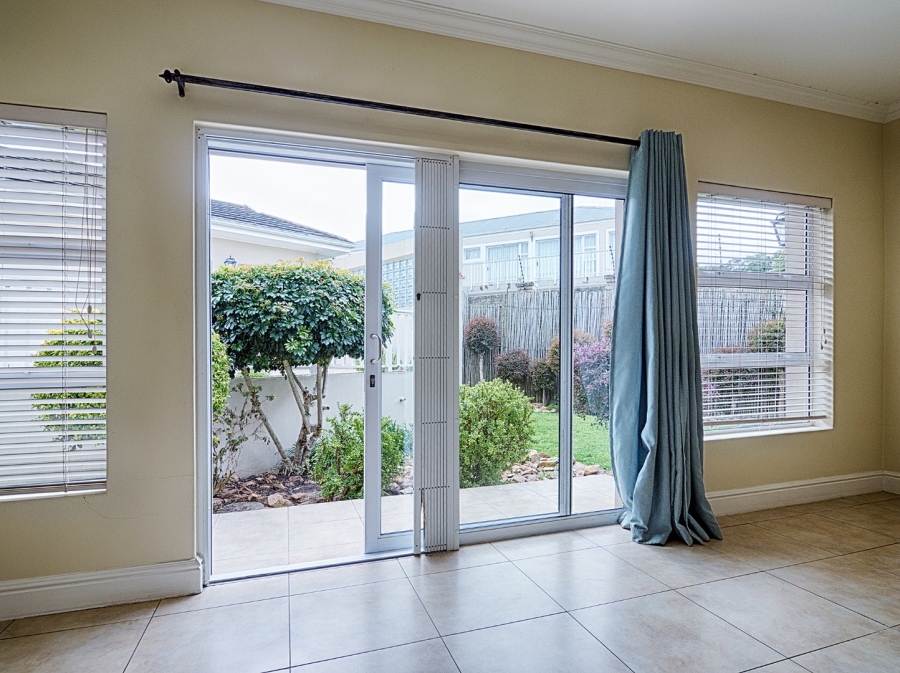 3 Bedroom Property for Sale in Hunters Estate Western Cape